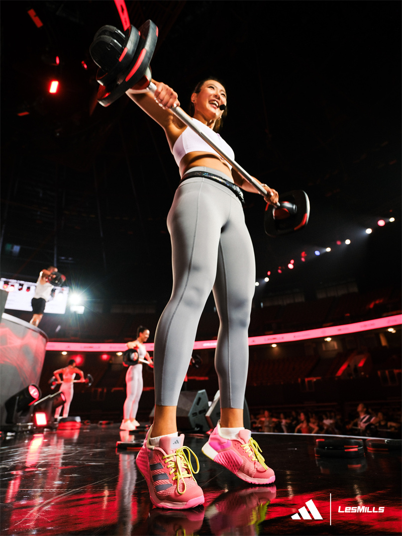 2024莱美盛典快乐来袭阿迪达斯团课装备家族再次进化打造多元化、个性化的健身体验与产品矩阵!(图7) 2024莱美盛典快乐来袭阿迪达斯团课装备家族再次进化打造多元化、个性化的健身体验与产品矩阵!(图7)